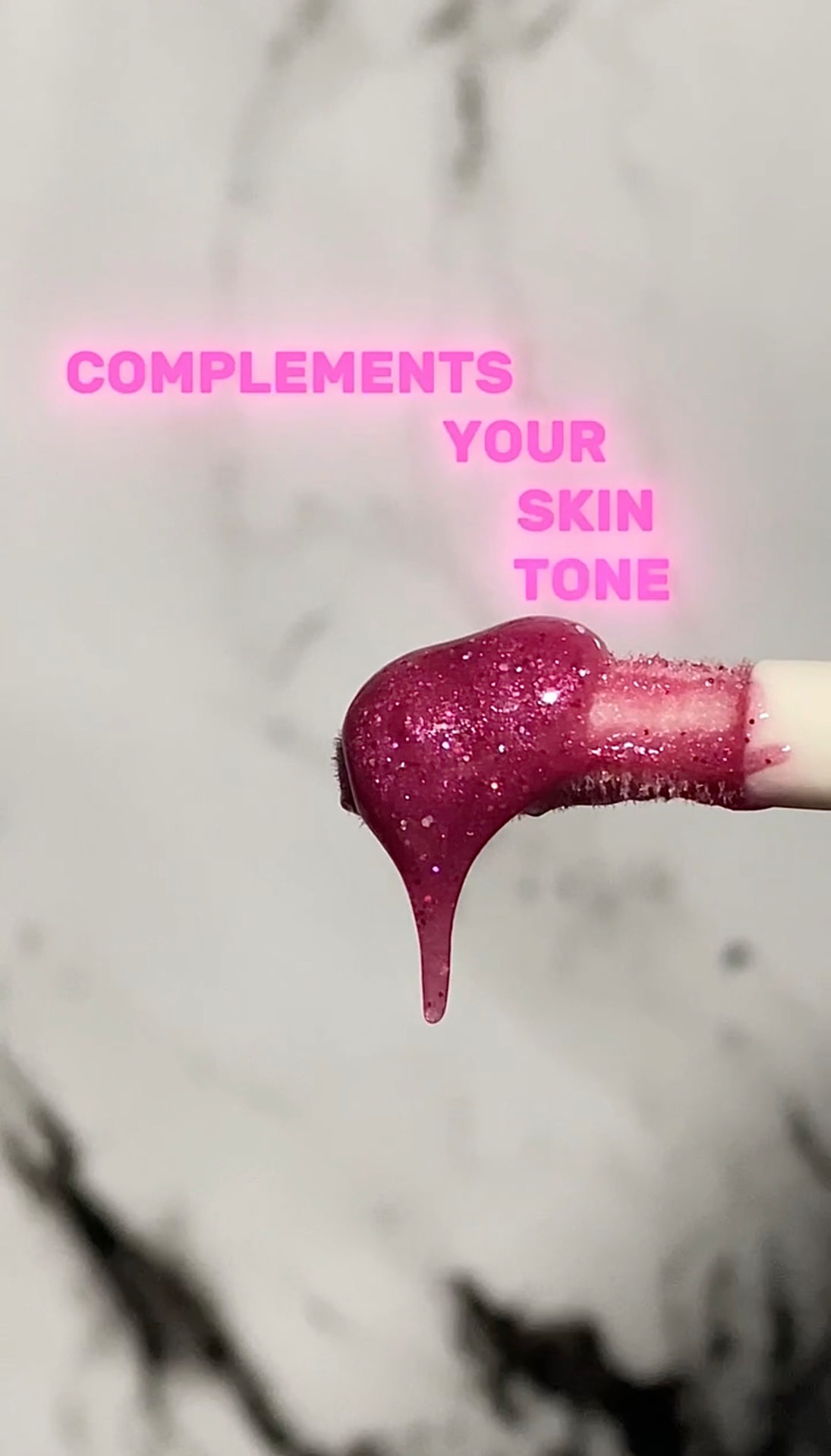Beauty campaign lip gloss product detail